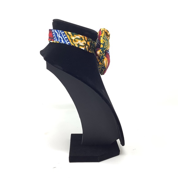 Aztec Graphic Handcrafted Bow Tie - Picture 6 of 13